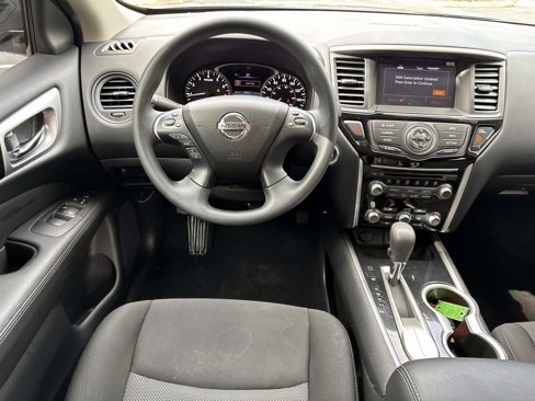 Used 2020 Nissan Pathfinder S image 20