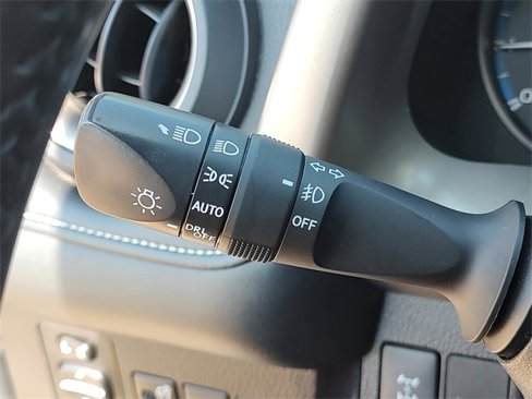 Used 2018 Toyota RAV4 XLE image 26