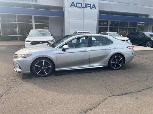 Used 2019 Toyota Camry XSE image 31