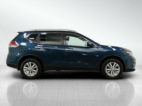 Used 2016 Nissan Rogue SV image 6