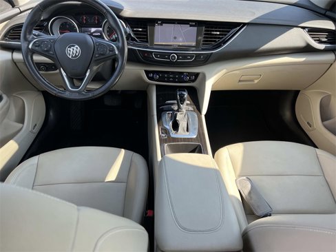 Used 2018 Buick Regal Essence w/ Driver Confidence Package #1 image 3