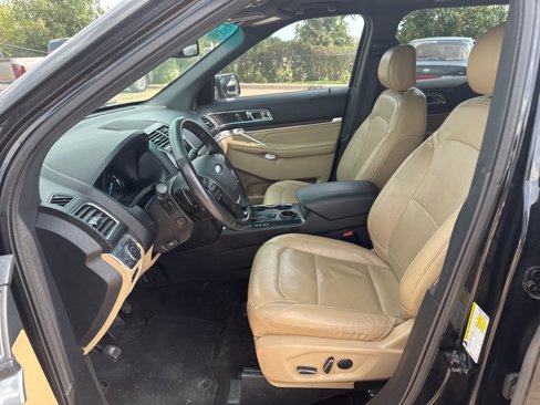 Used 2016 Ford Explorer Limited image 11