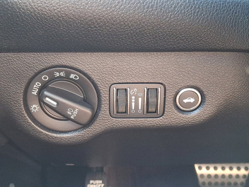 Used 2016 Dodge Challenger R/T Plus image 23
