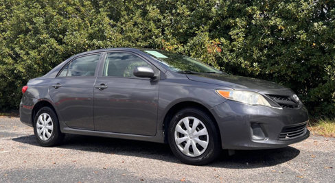 Used 2013 Toyota Corolla LE Special Edition image 9
