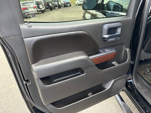 Used 2015 GMC Sierra 1500 SLE w/ SLE Value Package image 31