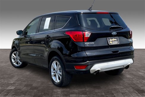 Used 2019 Ford Escape SE image 13