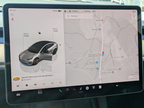 Used 2023 Tesla Model 3 Standard Range image 19