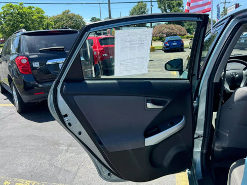 Used 2015 Toyota Prius One image 12