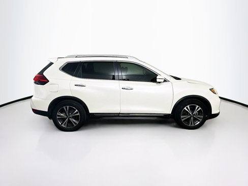 Used 2017 Nissan Rogue SL image 10
