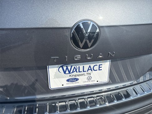 Used 2024 Volkswagen Tiguan S image 6
