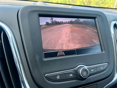 Used 2023 Chevrolet Equinox LT image 21