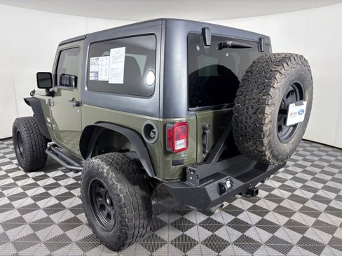 Used 2015 Jeep Wrangler Sahara w/ Connectivity Group image 5