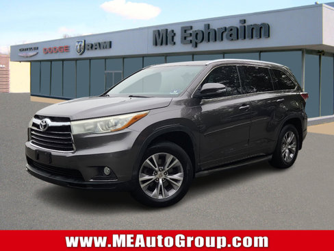 Used 2015 Toyota Highlander XLE image 1