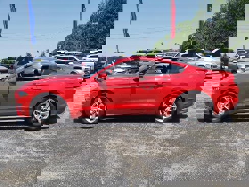 Used 2020 Ford Mustang Coupe image 4