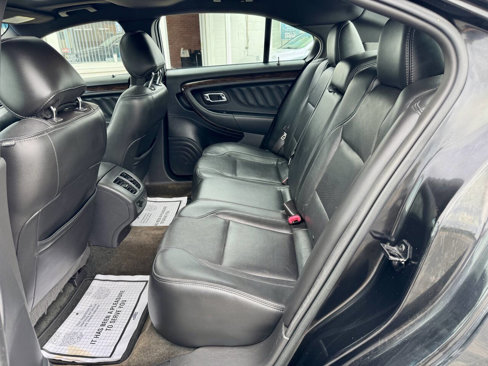Used 2013 Ford Taurus Limited image 11