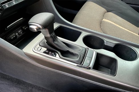 Used 2020 Kia Optima LX image 17