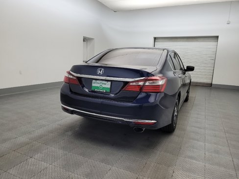 Used 2016 Honda Accord LX image 7