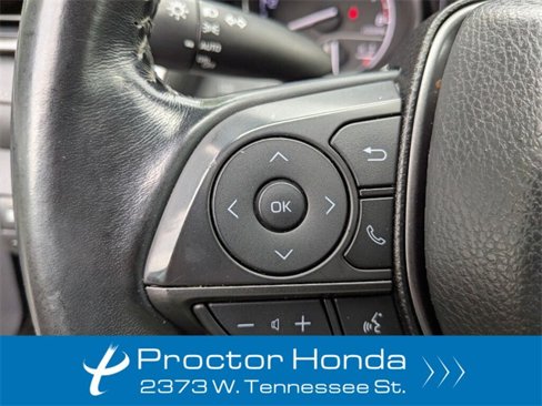 Used 2023 Toyota Camry SE image 16