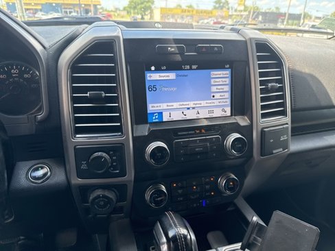 Used 2019 Ford F150 Platinum w/ Max Trailer Tow Package image 10
