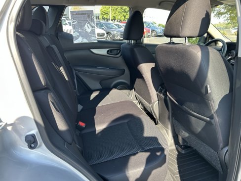 Used 2020 Nissan Rogue Sport S w/ Appearance Package image 28