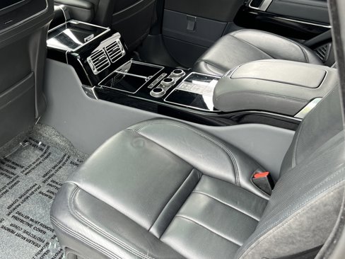 Used 2015 Land Rover Range Rover Long Wheelbase Autobiography image 18