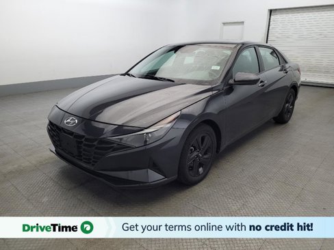 Used 2023 Hyundai Elantra SEL image 1