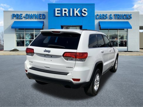 Used 2020 Jeep Grand Cherokee Laredo image 7