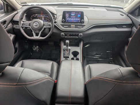 Used 2021 Nissan Altima 2.5 SR w/ SR Premium Package image 10