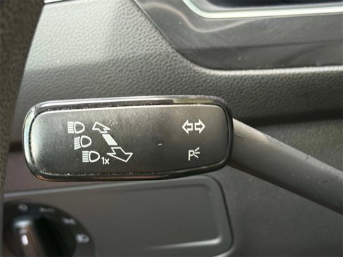 Used 2023 Volkswagen Tiguan S image 29