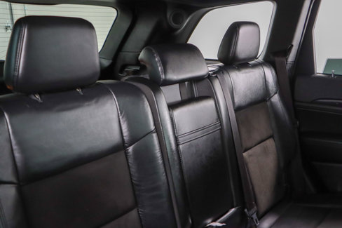 Used 2018 Jeep Grand Cherokee Altitude image 27
