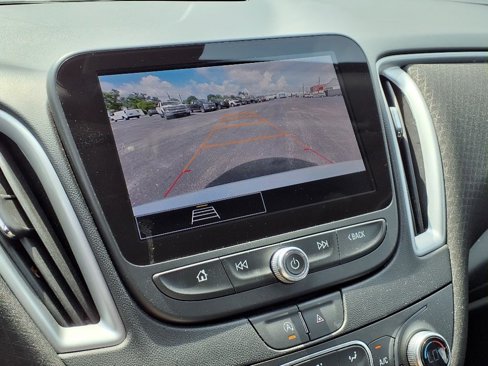 Used 2024 Chevrolet Malibu LT image 13