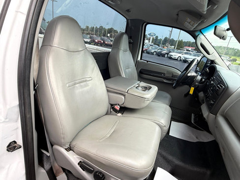 Used 2005 Ford F350 XL image 16
