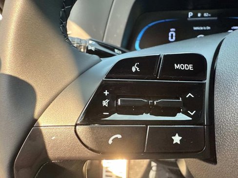 New 2025 Hyundai Elantra Sport image 29
