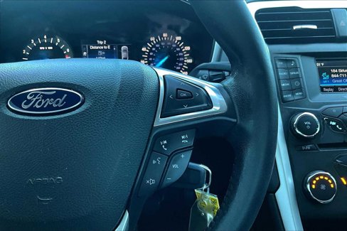 Used 2016 Ford Fusion SE w/ Equipment Group 201A image 21