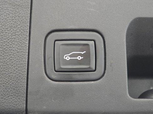 Used 2023 Cadillac XT4 Sport image 23