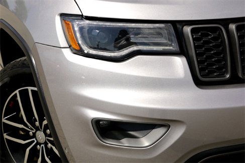 Used 2018 Jeep Grand Cherokee Trailhawk w/ Trailhawk Luxury Group image 3