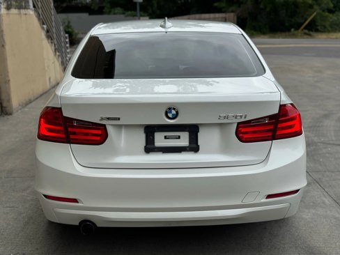 Used 2013 BMW 320i xDrive Sedan image 31
