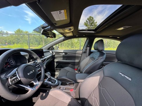 Used 2024 Kia Forte GT-Line w/ GT-Line Premium Package image 18