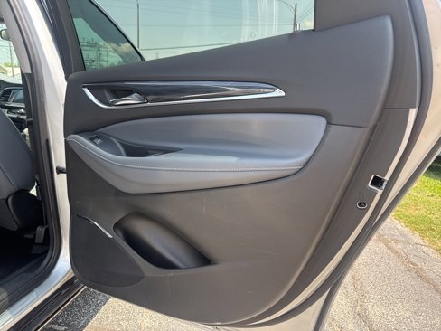 Used 2021 Buick Enclave Essence w/ Sound and Sites Package image 20