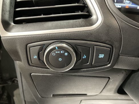 Used 2024 Ford Edge SEL image 20