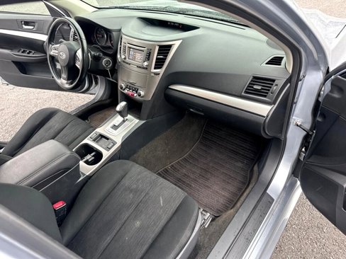 Used 2014 Subaru Legacy 2.5i Premium image 29