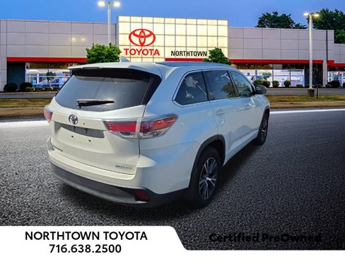 Used 2016 Toyota Highlander XLE image 7