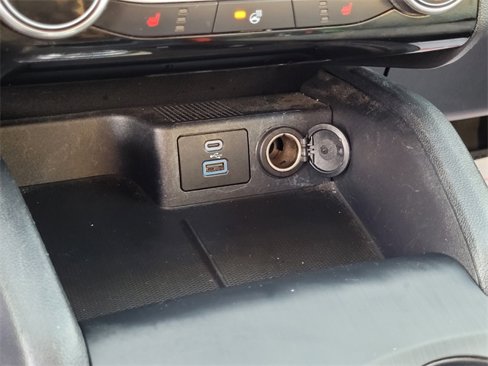 Used 2022 Ford Escape SE w/ Cold Weather Package image 35