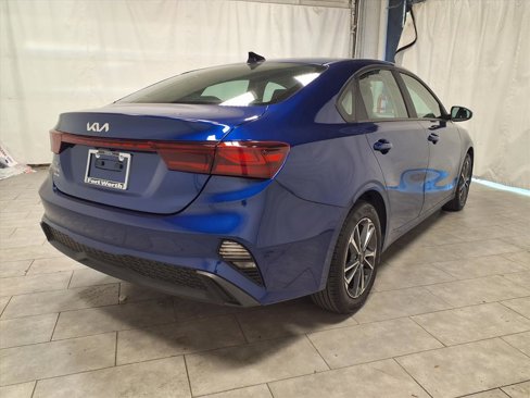 Used 2024 Kia Forte LXS image 9