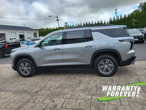 New 2026 Chevrolet Traverse LT w/ Driver Confidence Package image 4