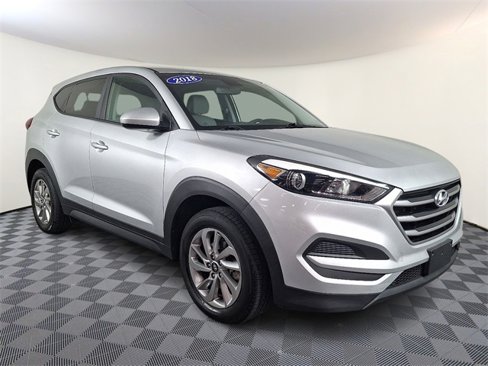 Used 2018 Hyundai Tucson SE image 1