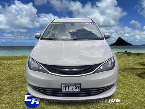 Used 2017 Chrysler Pacifica LX image 11