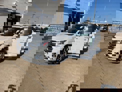 Used 2019 Chevrolet Traverse High Country w/ LPO, Floor Liner Package image 1