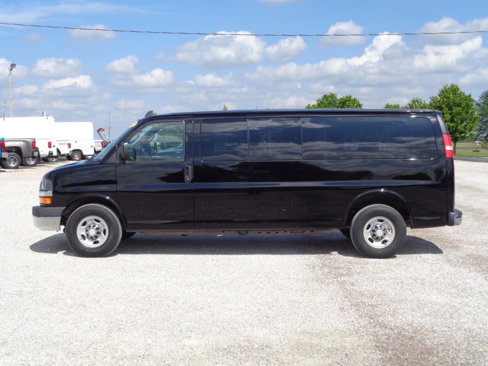 Used 2017 Chevrolet Express 3500 LT w/ LT Preferred Equipment Group image 3