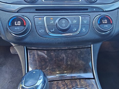 Used 2015 Chevrolet Impala LT image 20